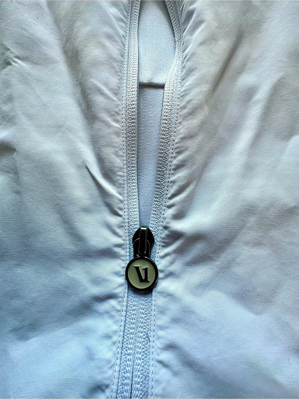Vuori Mens White Full-Zip Jacket - Picture 4 of 5